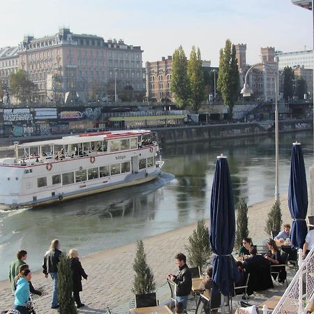 Wohnen Im Herzen Von Wien At The Waterfront Buitenkant foto