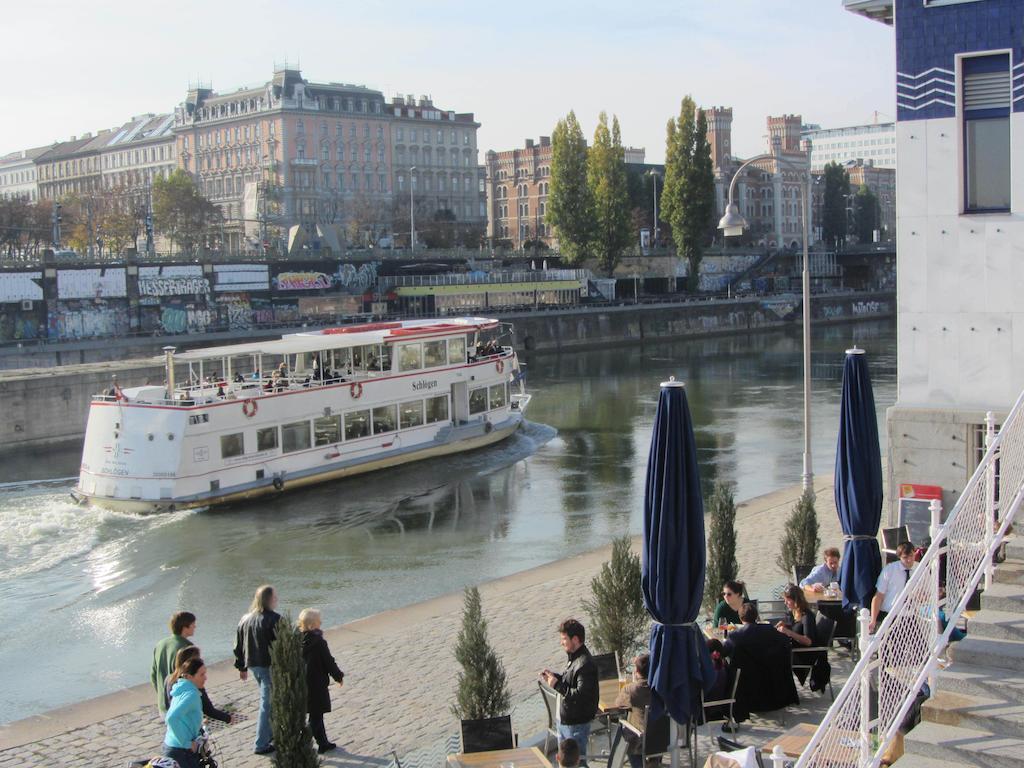 Wohnen Im Herzen Von Wien At The Waterfront Buitenkant foto